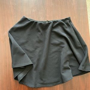 Forever 21 black flowy skirt